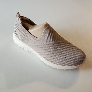NWOT Taupe Slip On Sketchers, size 10